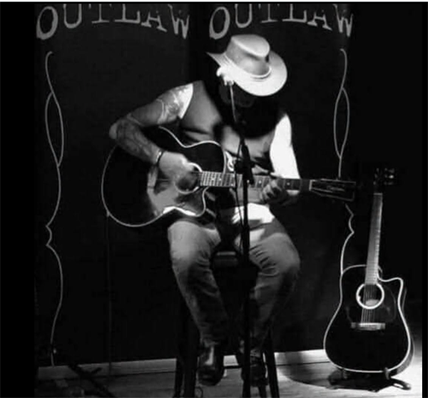 FREE LIVE MUSIC